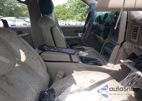 2005 Chevrolet Suburban 1500 Z71 from USA, damaged, VIN 3GNFK16Z95G290698